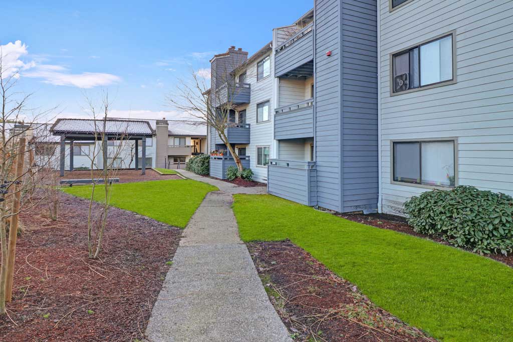 Photos and Video of Taluswood Apartments in Mountlake Terrace, WA